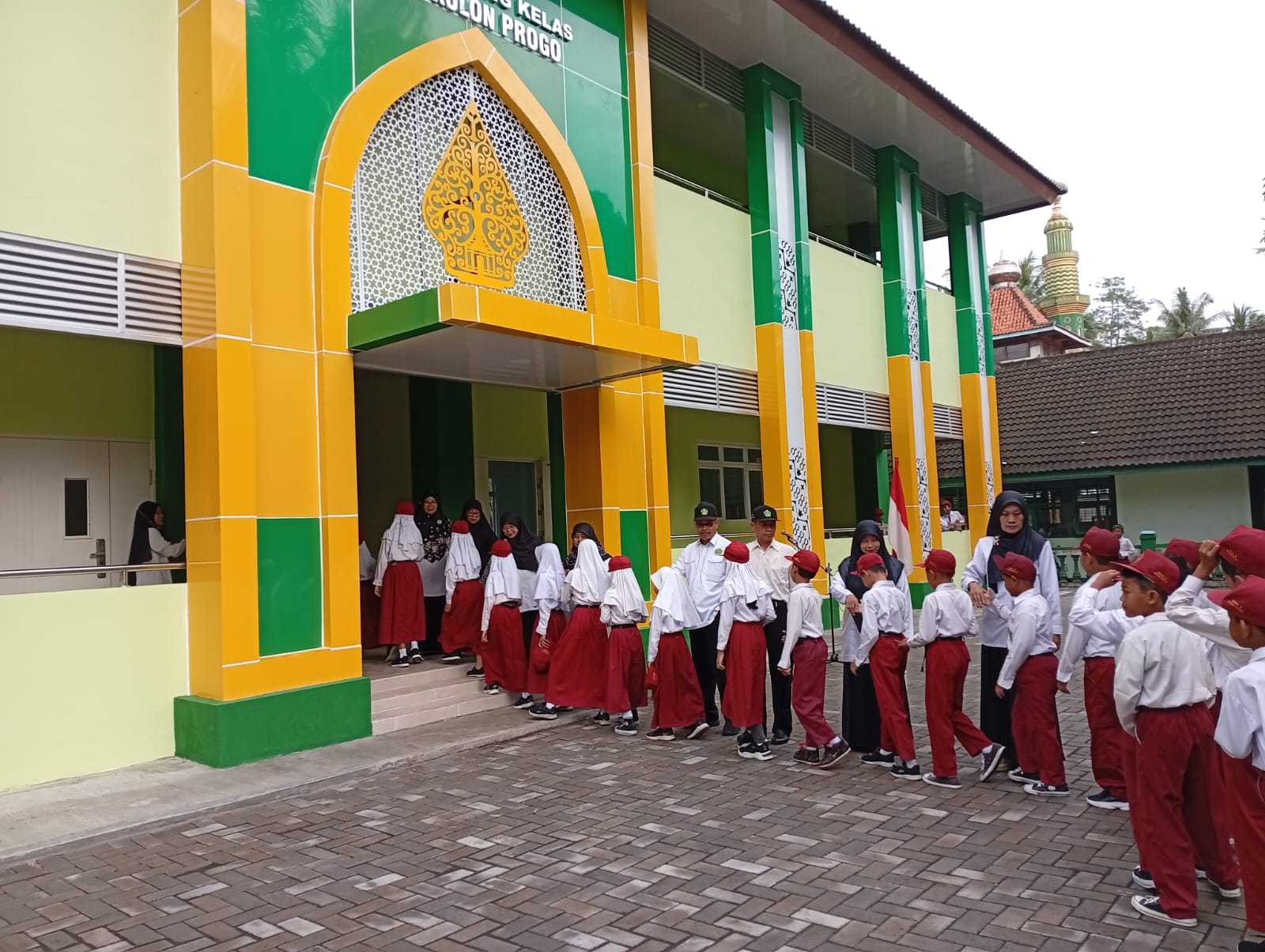Upacara Peringatan Hari Guru — foto
